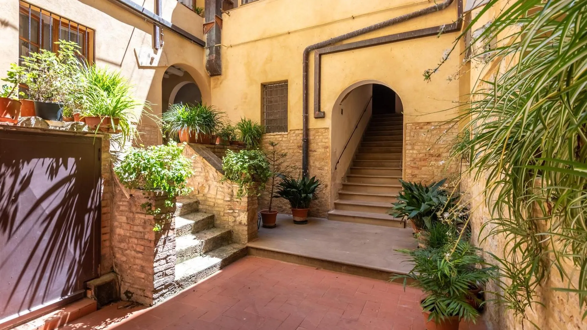 Il Teatro Apartment San Gimignano Italy